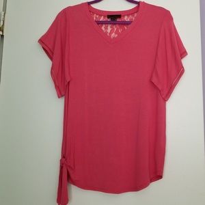 Dark pink short sleeve top